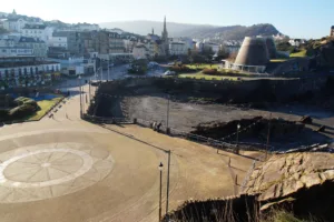 Ilfracombe picnic spots and green areas near the harbour